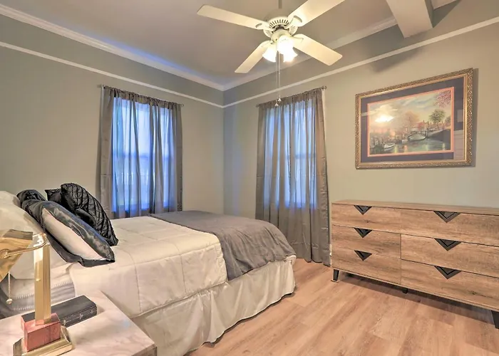 Spacious Lanett Haven W/ Sunroom + Large Deck